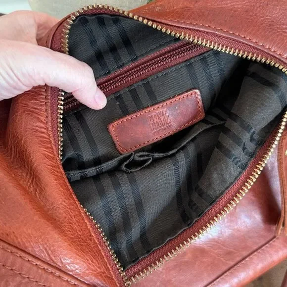 FRYE LEATHER HOBO BAG WHISKY W/CROSSBODY STRAP BRASS HARDWARE VGUC - Picture 4 of 4